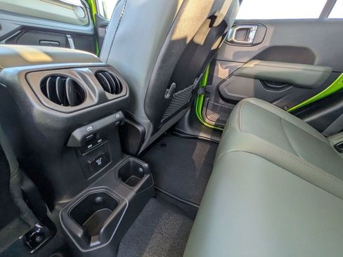 New 2026 Jeep Gladiator Mojave image 30