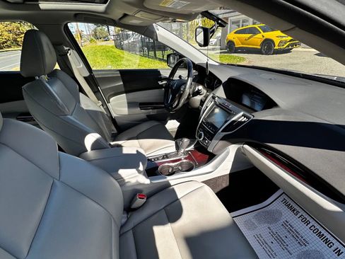 Used 2015 Acura TLX image 32