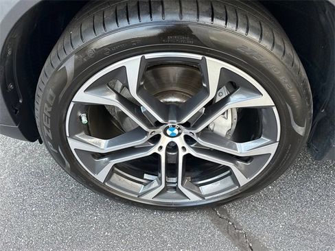 Used 2024 BMW X5 sDrive40i w/ Executive Package image 26