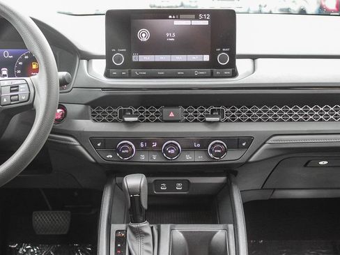 Used 2024 Honda Accord EX image 17