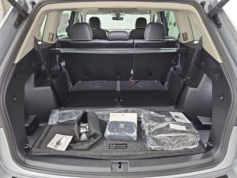 New 2026 Volkswagen Atlas SEL Premium R-Line AWD/4WD image 36