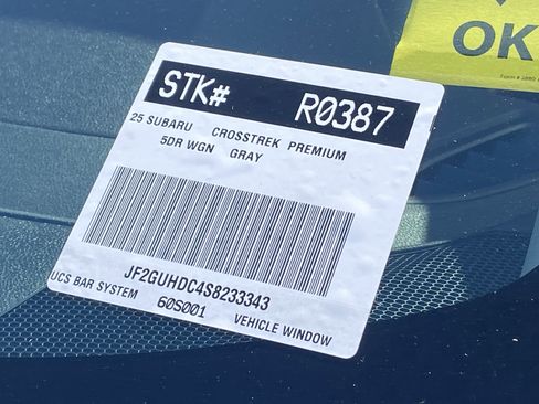 Used 2025 Subaru Crosstrek 2.0i Premium image 33