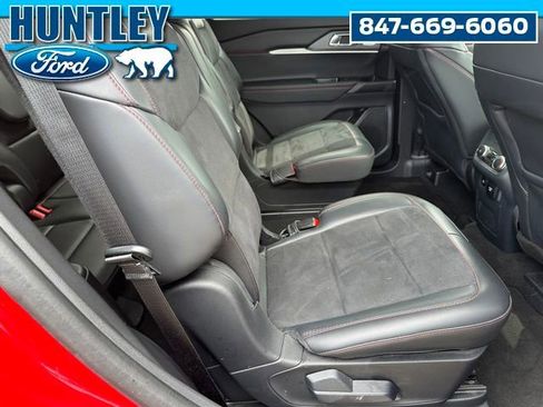 Used 2025 Ford Explorer ST AWD/4WD image 10