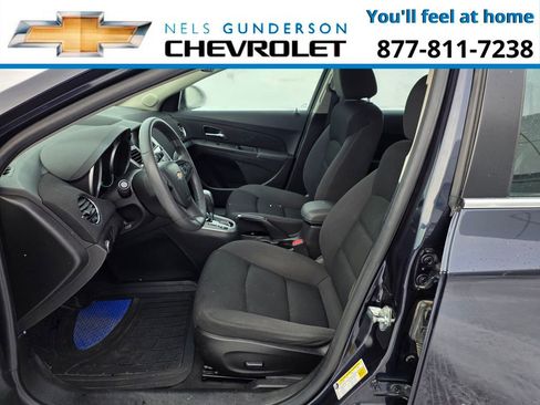 Used 2016 Chevrolet Cruze Eco image 11