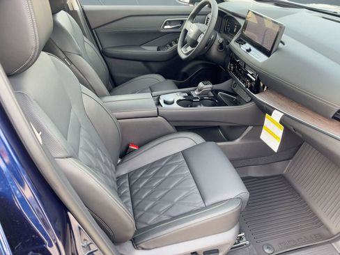 New 2026 Nissan Rogue Platinum w/ Platinum Premium Package image 31