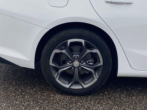 Used 2023 Chevrolet Malibu LT image 9