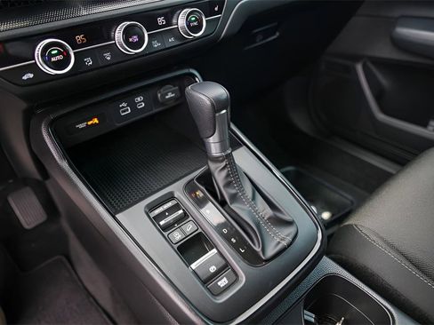 Used 2025 Honda CR-V EX image 16