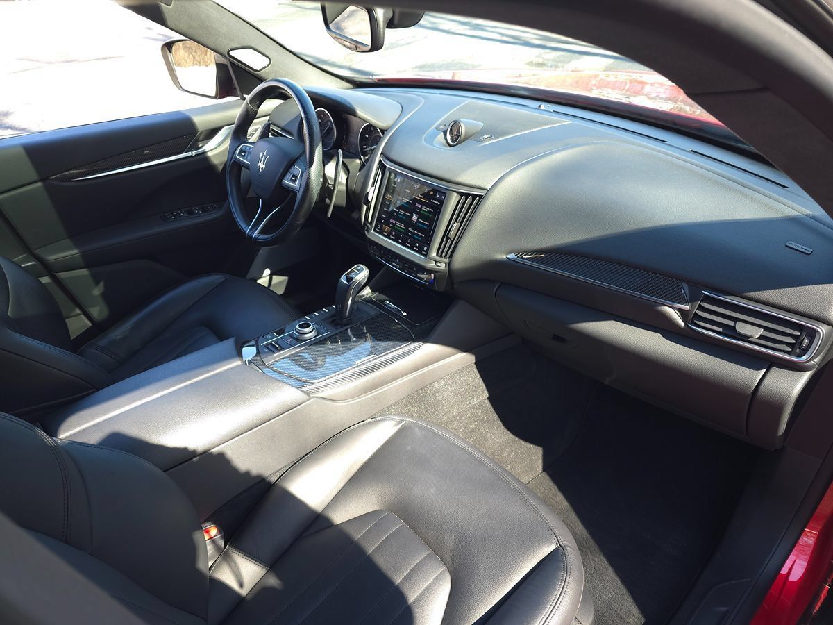 Used 2023 Maserati Levante Modena AWD/4WD image 22