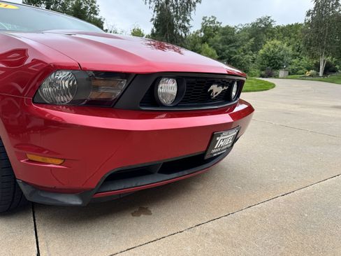 Used 2011 Ford Mustang GT Premium RWD image 27