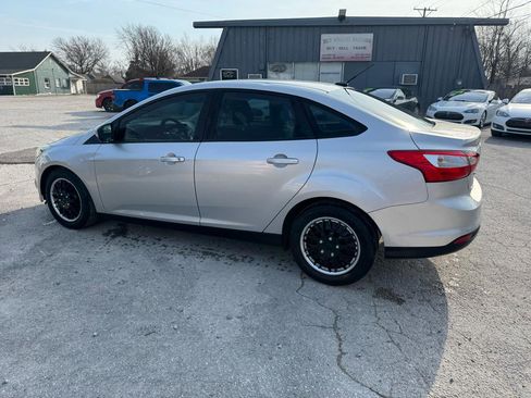 Used 2012 Ford Focus SE image 6