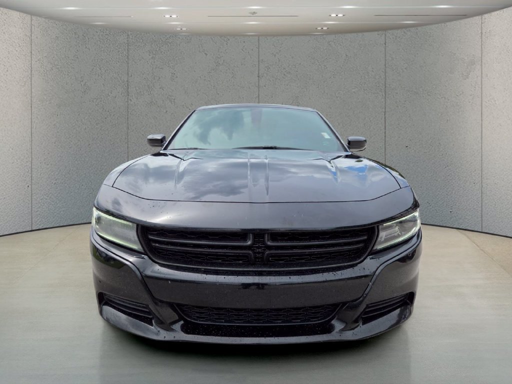 Used 2020 Dodge Charger SXT w/ Blacktop Package RWD image 13