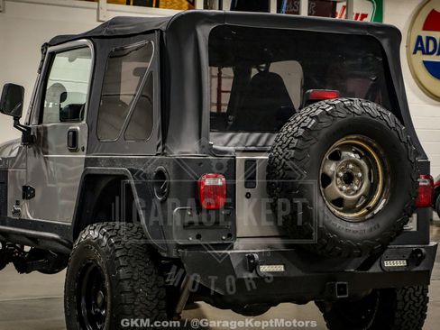 Used 2002 Jeep Wrangler SE AWD/4WD image 40