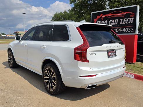 Used 2020 Volvo XC90 T6 Momentum AWD/4WD image 3