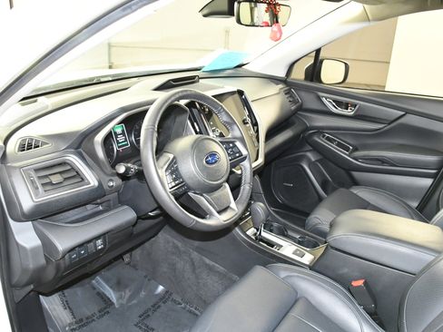 Used 2023 Subaru Ascent Limited w/ Technology Package image 2