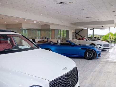 Used 2025 BMW 530i image 16