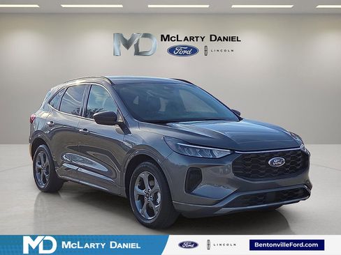 Certified 2024 Ford Escape ST-Line image 1