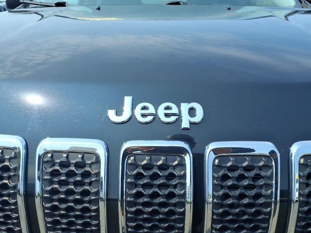 Certified 2021 Jeep Cherokee Limited w/ Elite Package AWD/4WD image 12