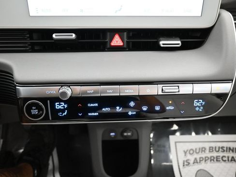 Used 2024 Hyundai Ioniq 5 Limited AWD/4WD image 16