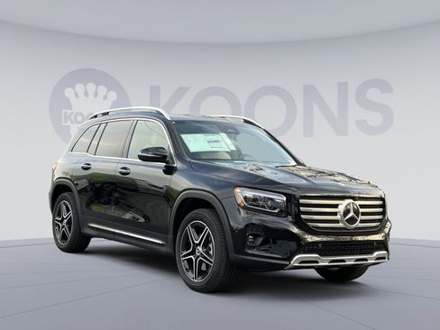 New 2026 Mercedes-Benz GLB 250 4MATIC image 8