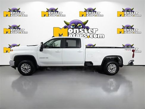 Used 2024 Chevrolet Silverado 2500 LT image 8