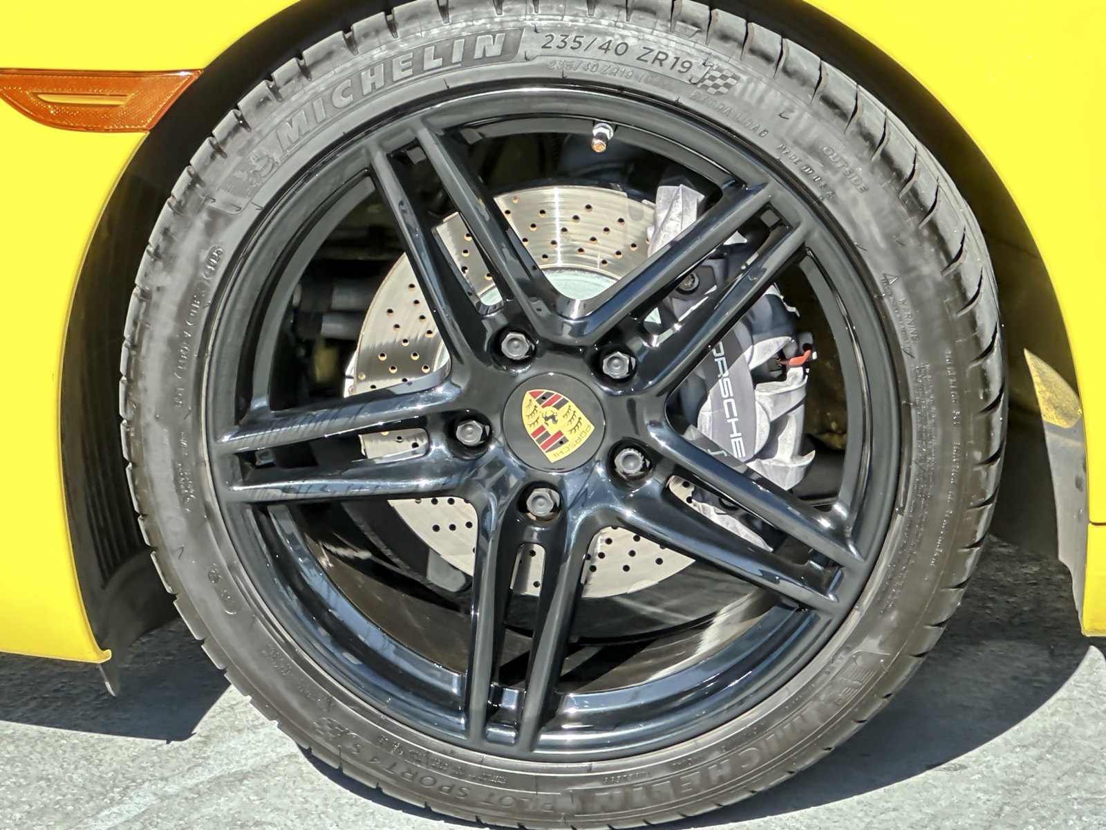 Used 2017 Porsche 911 Carrera RWD image 25