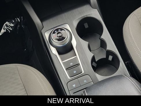 Certified 2022 Ford Escape SE w/ Cold Weather Package AWD/4WD image 22