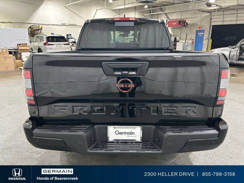 Used 2024 Nissan Frontier PRO-4X w/ Technology Package AWD/4WD image 7