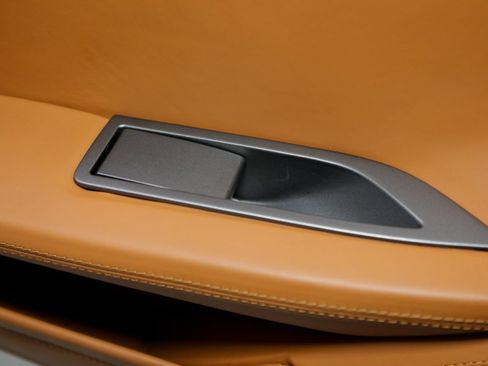 Used 2015 Ferrari 458 Spider RWD image 49