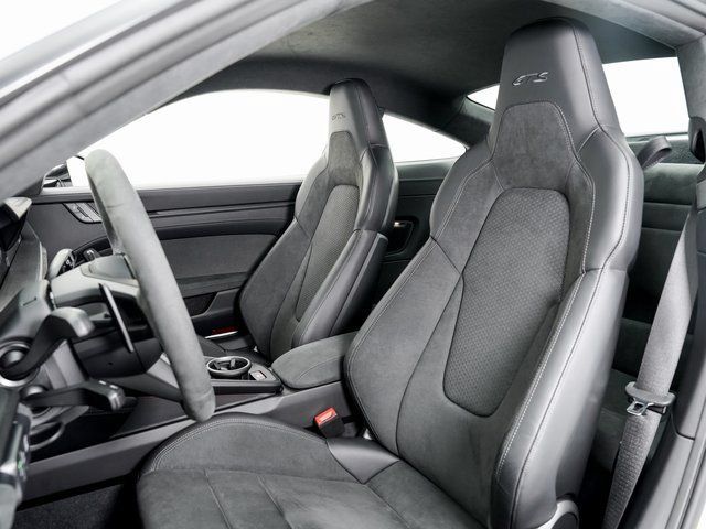Certified 2025 Porsche 911 Carrera GTS RWD image 5