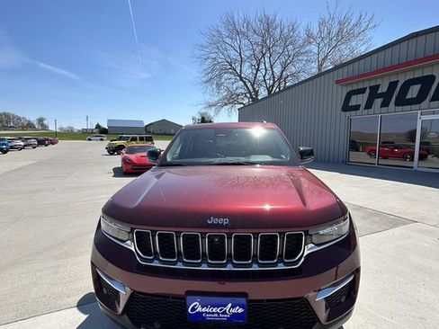 Used 2023 Jeep Grand Cherokee 4WD 4xe w/ Luxury Tech Group II image 6