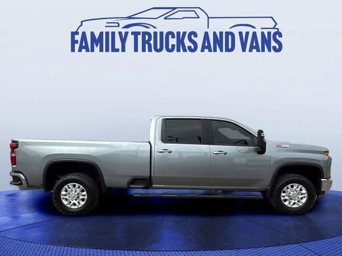 Used 2024 Chevrolet Silverado 2500 LT AWD/4WD image 6