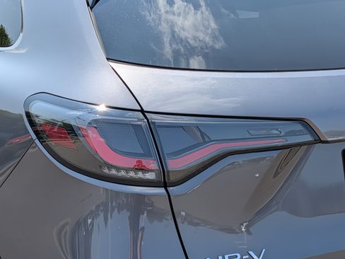 Used 2025 Honda HR-V EX-L image 17