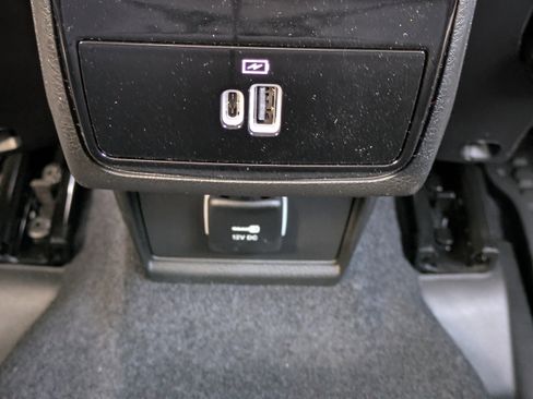 New 2026 Jeep Compass Latitude w/ Sun and Sound Group AWD/4WD image 14