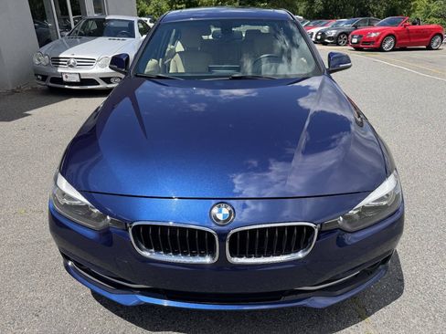 Used 2016 BMW 328i xDrive Sedan AWD/4WD image 2