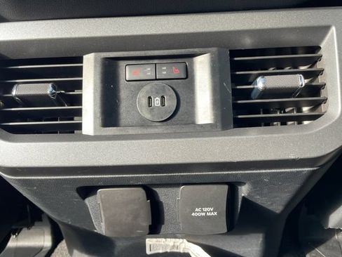 Used 2023 Ford F250 Lariat w/ Lariat Ultimate Package AWD/4WD image 29