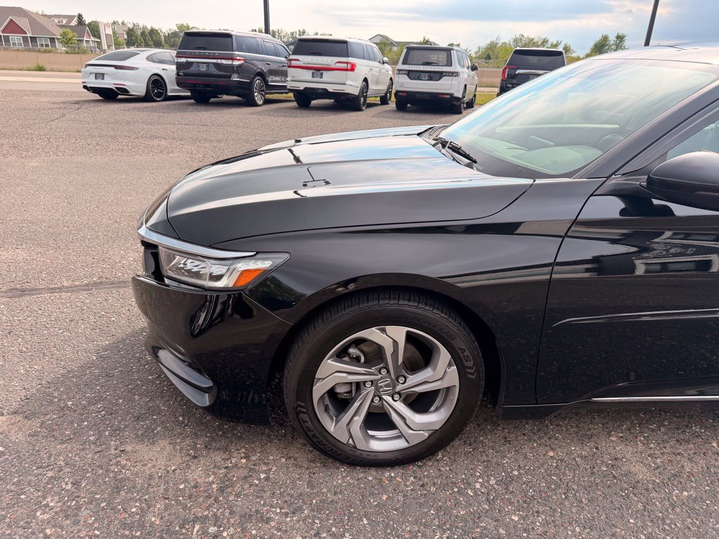 Used 2018 Honda Accord EX-L image 10