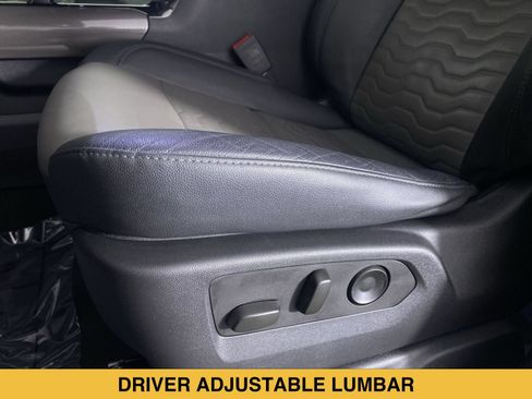 Used 2023 Chevrolet Silverado 1500 ZR2 AWD/4WD image 9