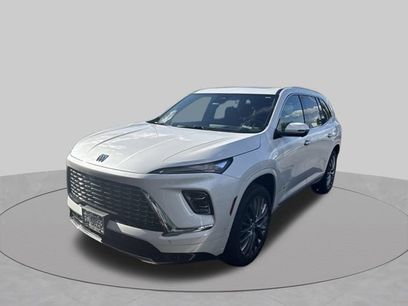 Used 2025 Buick Enclave Avenir w/ Super Cruise Package