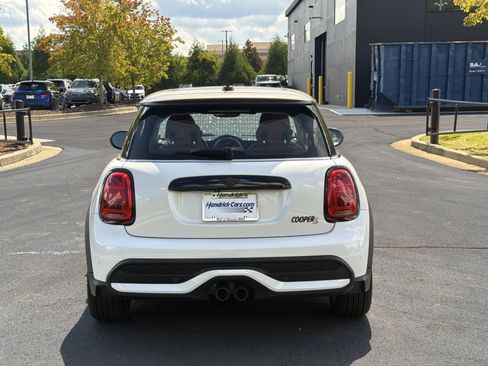 Used 2024 MINI Cooper S w/ Signature Upholstery Package FWD image 16