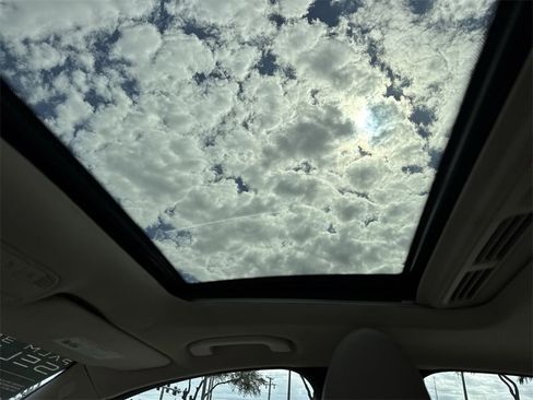 Used 2019 Mercedes-Benz C 300 Sedan image 53