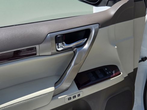 Used 2019 Lexus GX 460 Premium AWD/4WD image 12