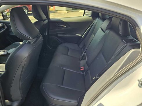 Certified 2026 Toyota Prius XLE FWD image 16