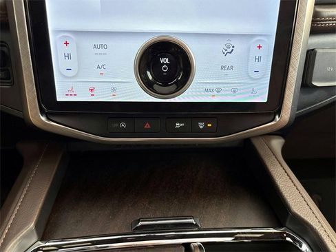 Used 2024 Ford Expedition King Ranch image 30