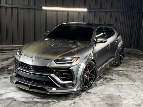 Used 2019 Lamborghini Urus AWD/4WD image 3