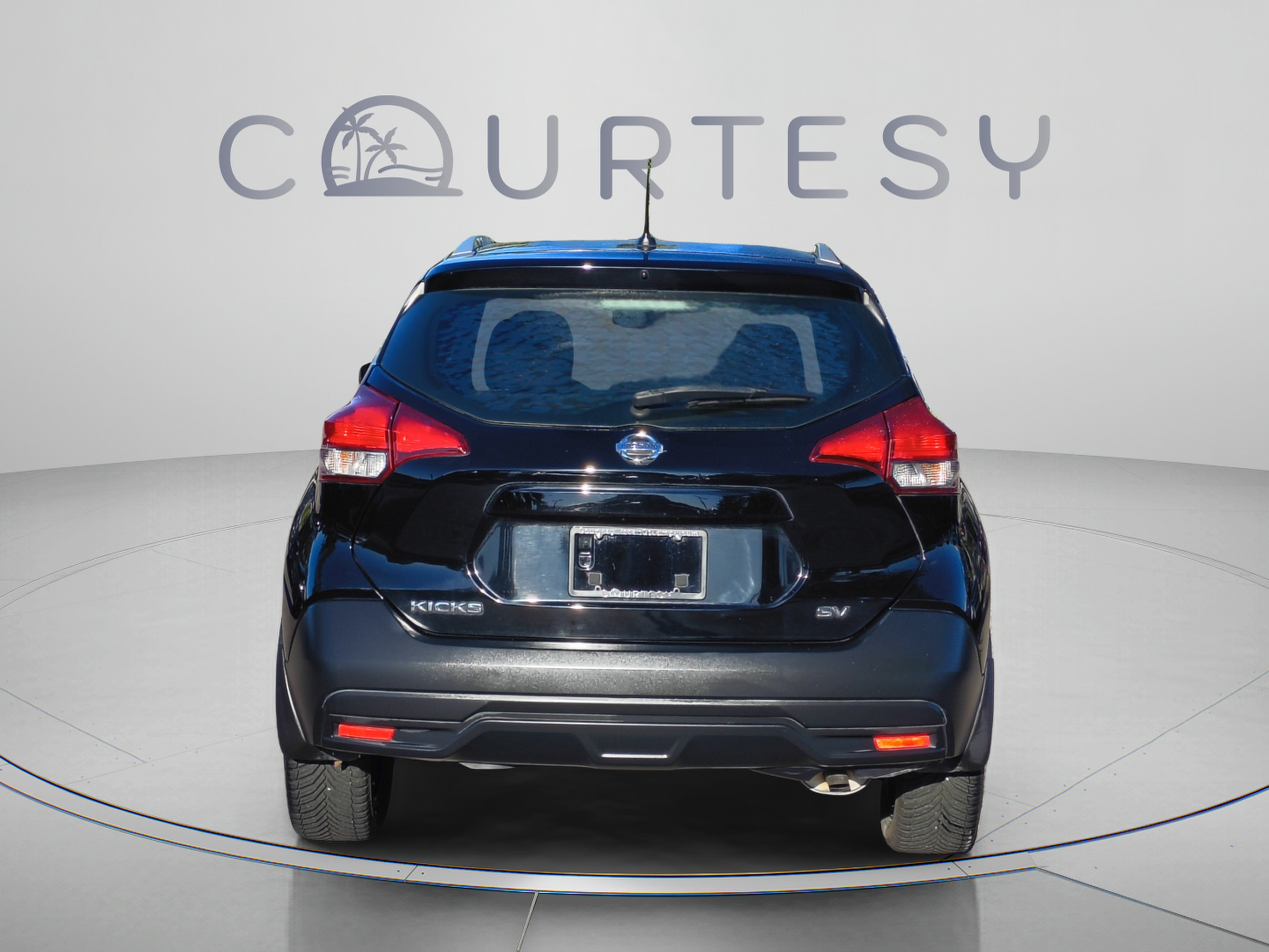 Certified 2018 Nissan Kicks SV FWD image 6