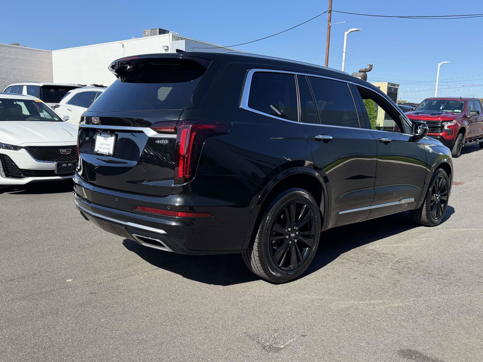 Certified 2024 Cadillac XT6 Premium Luxury w/ Technology Package AWD/4WD image 5