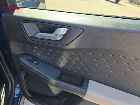 Used 2020 Ford Escape SEL image 11