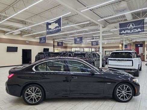 Used 2022 BMW 330e RWD image 5