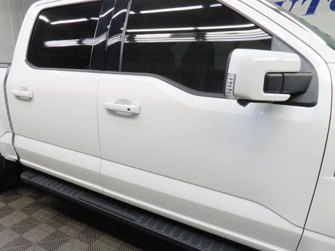 Used 2024 Ford F150 Lariat image 36