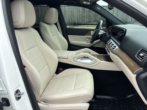 Used 2025 Mercedes-Benz GLE 350 4MATIC image 24